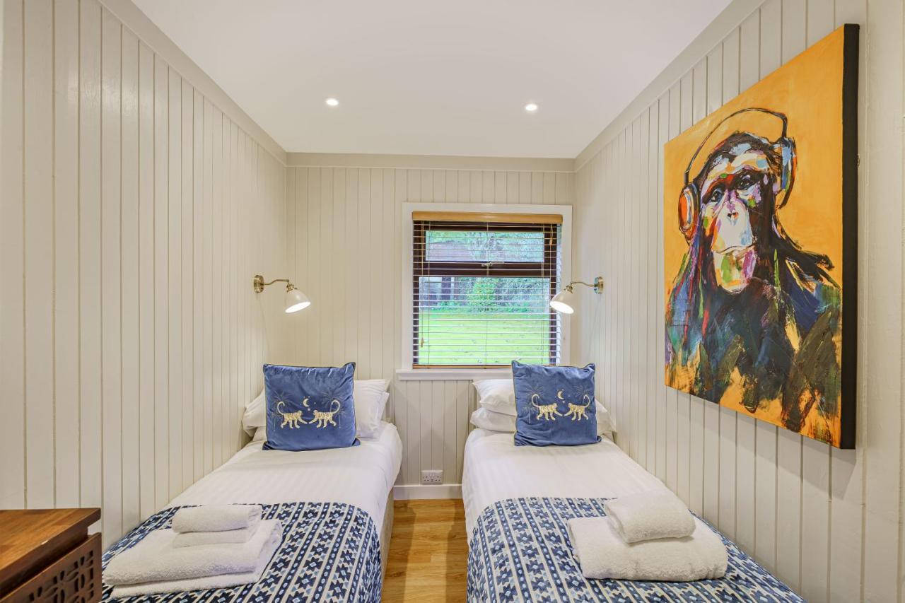 Conifer Lodge 25 With Hot Tub Newton Stewart Bagian luar foto
